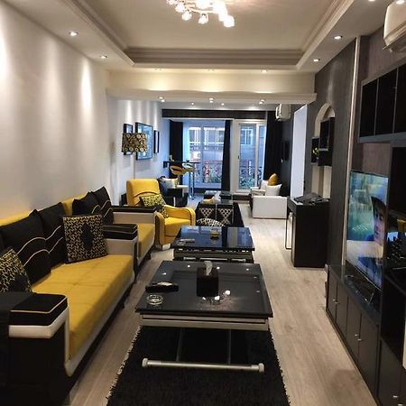 Luxury Mohandeseen Apartment Cairo Exterior photo